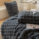 Tuscan-style faux rabbit fur blanket, bubble fleece blanket, double-sided thickened office nap blanket, sofa cover blanket - Image 3