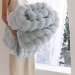 Tuscan-style faux rabbit fur blanket, bubble fleece blanket, double-sided thickened office nap blanket, sofa cover blanket - Image 4